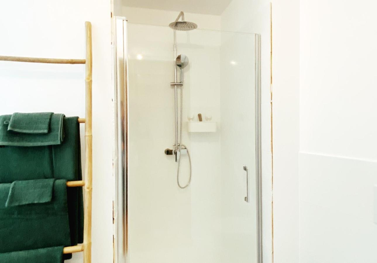 Le Terracotta ⸱ Stationnement Gratuit ⸱ Fibre Apartment Deols Bagian luar foto